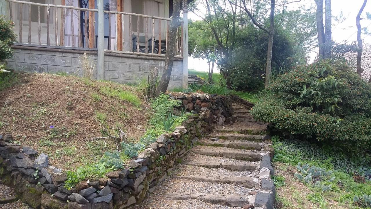 Maili Saba Camp Villa Nakuru Exteriör bild