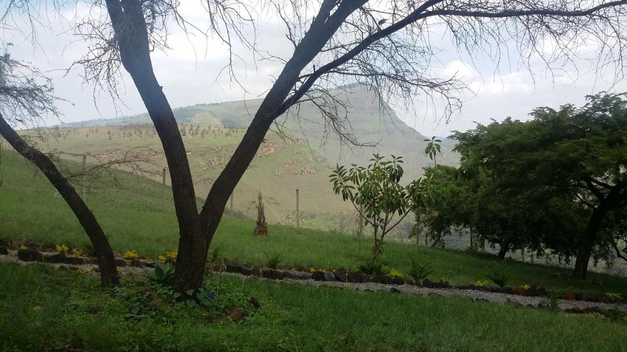 Maili Saba Camp Villa Nakuru Exteriör bild