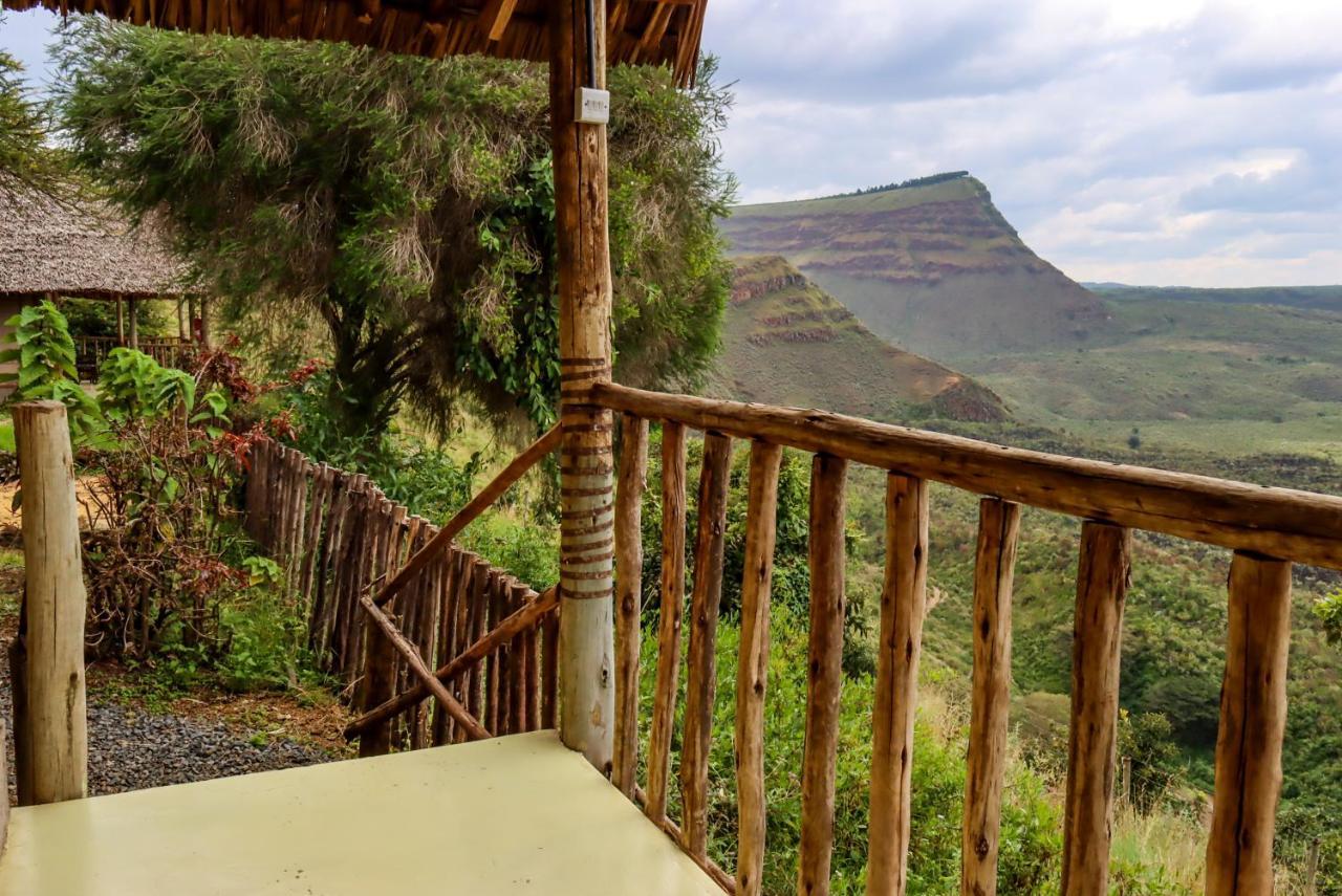 Maili Saba Camp Villa Nakuru Exteriör bild