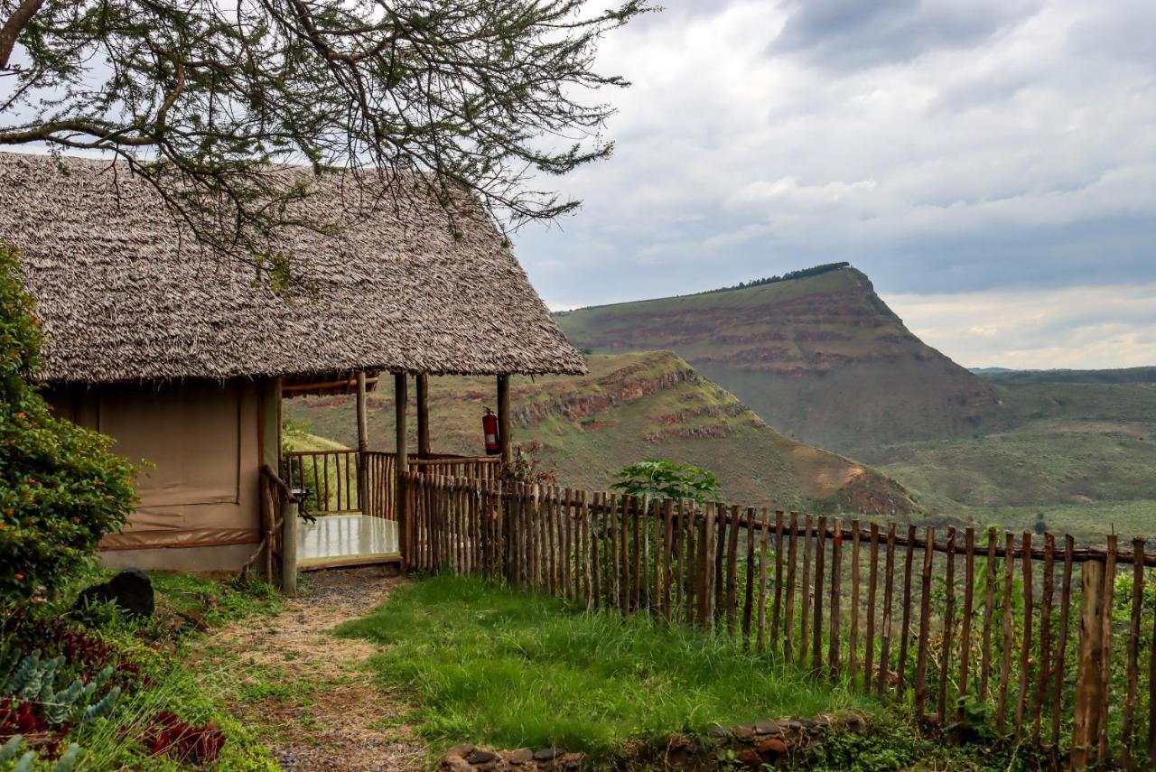 Maili Saba Camp Villa Nakuru Exteriör bild