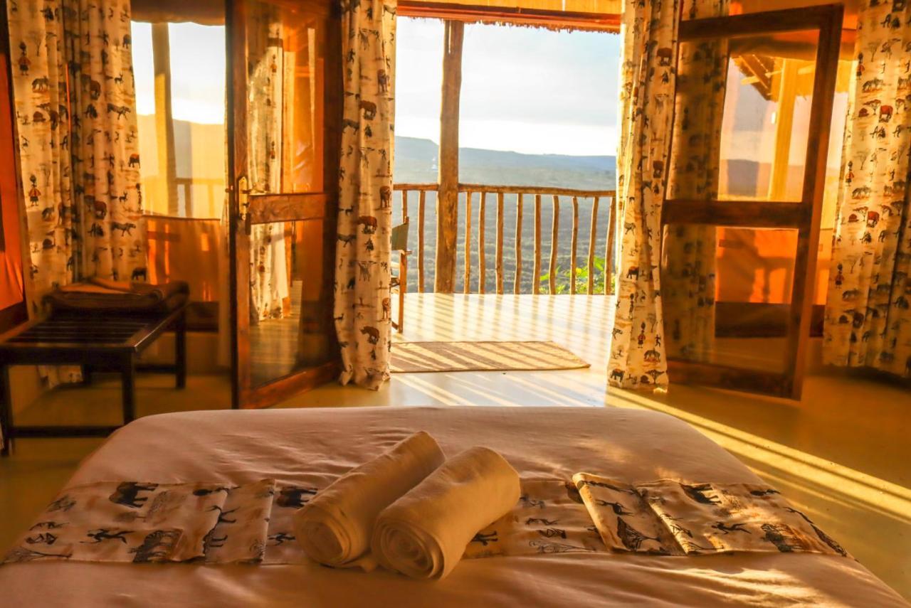 Maili Saba Camp Villa Nakuru Exteriör bild