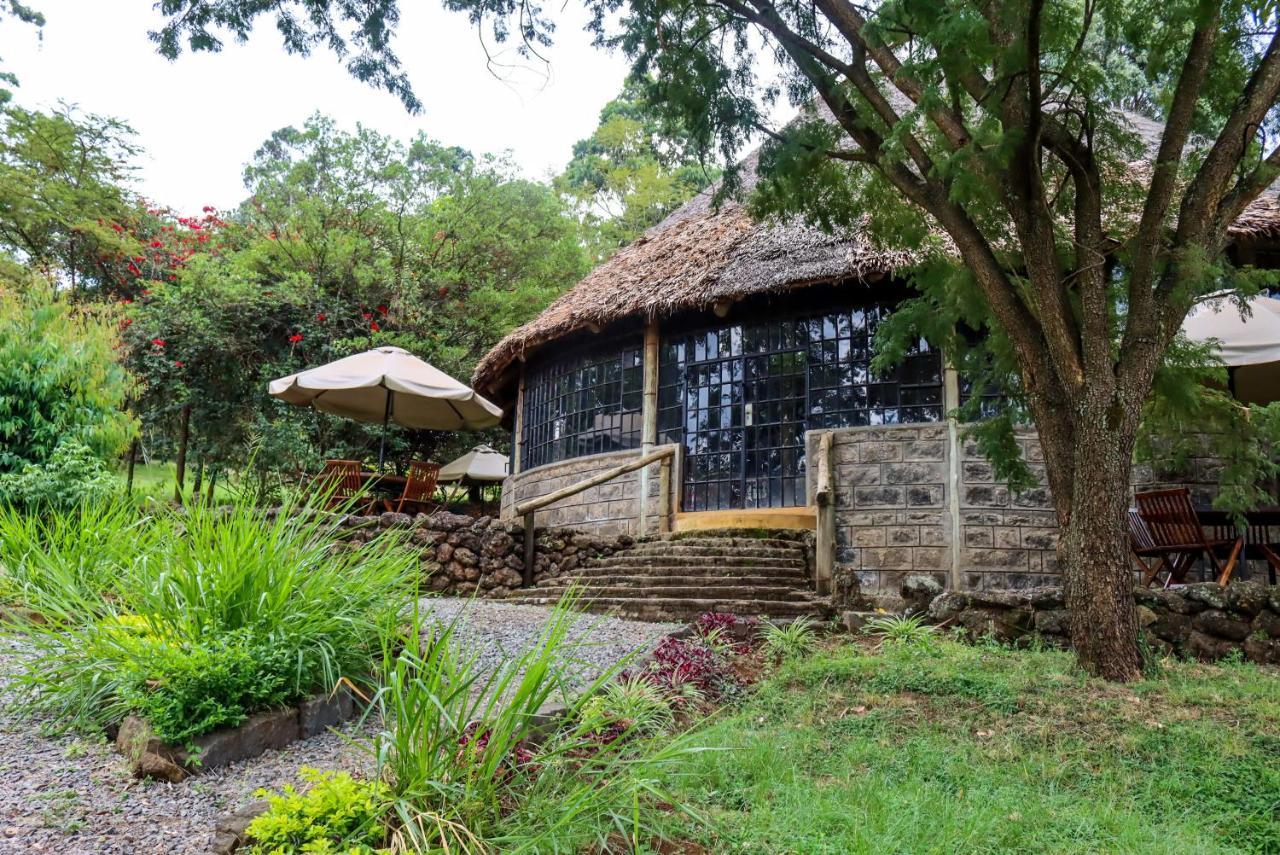 Maili Saba Camp Villa Nakuru Exteriör bild