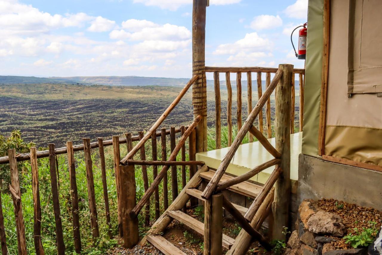 Maili Saba Camp Villa Nakuru Exteriör bild