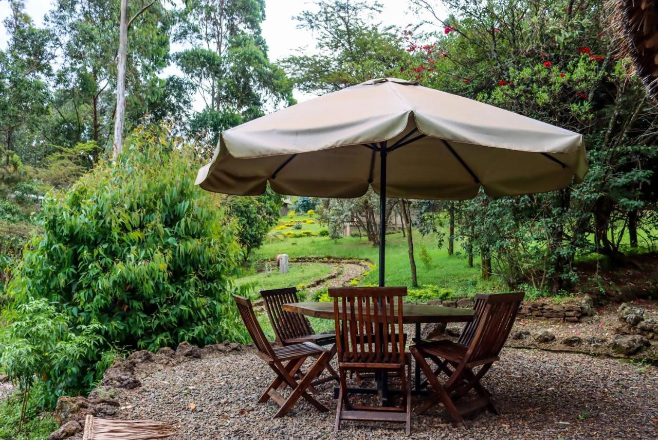 Maili Saba Camp Villa Nakuru Exteriör bild